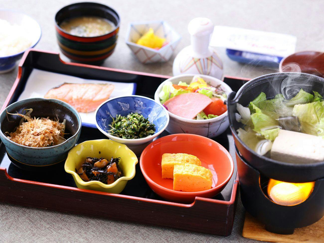 Suwakoen Inn by Lake Suwa