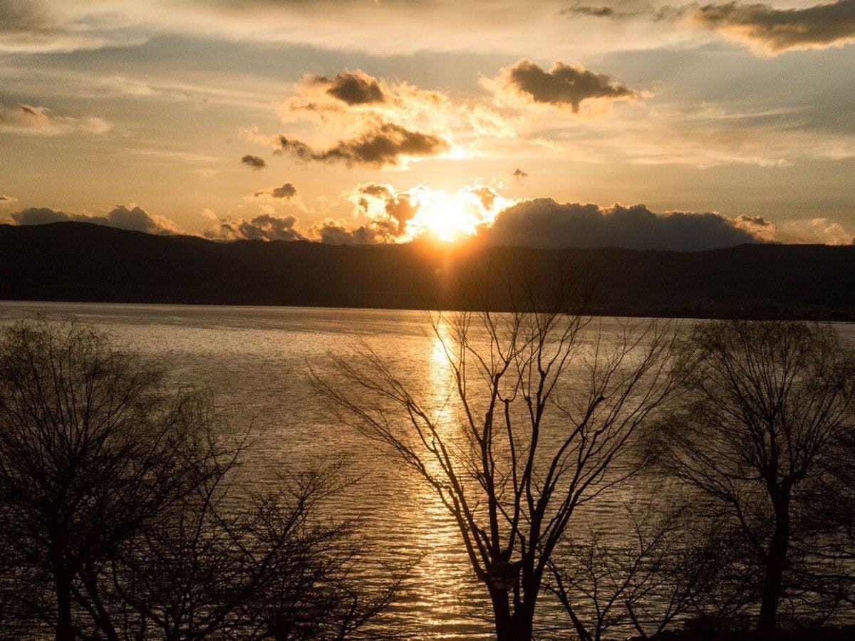 Suwakoen Inn by Lake Suwa