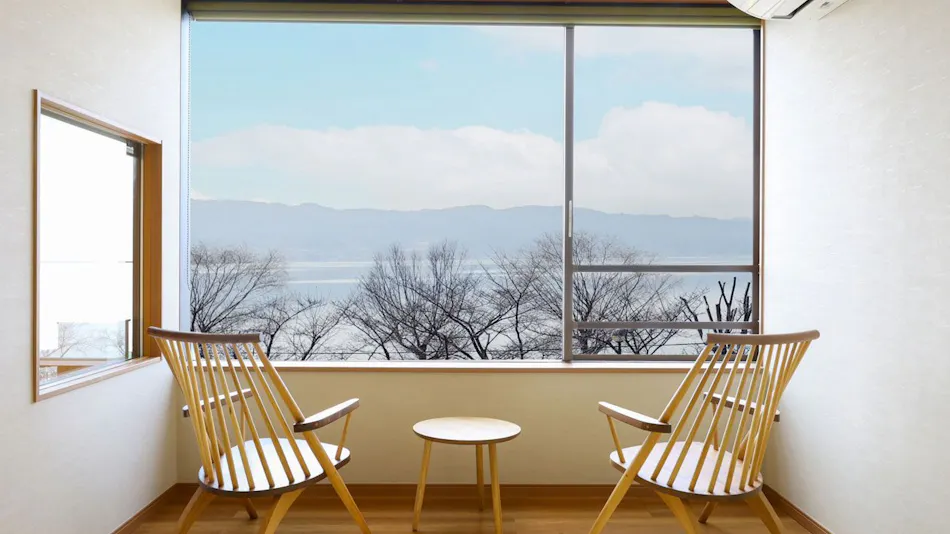 Suwakoen Inn by Lake Suwa