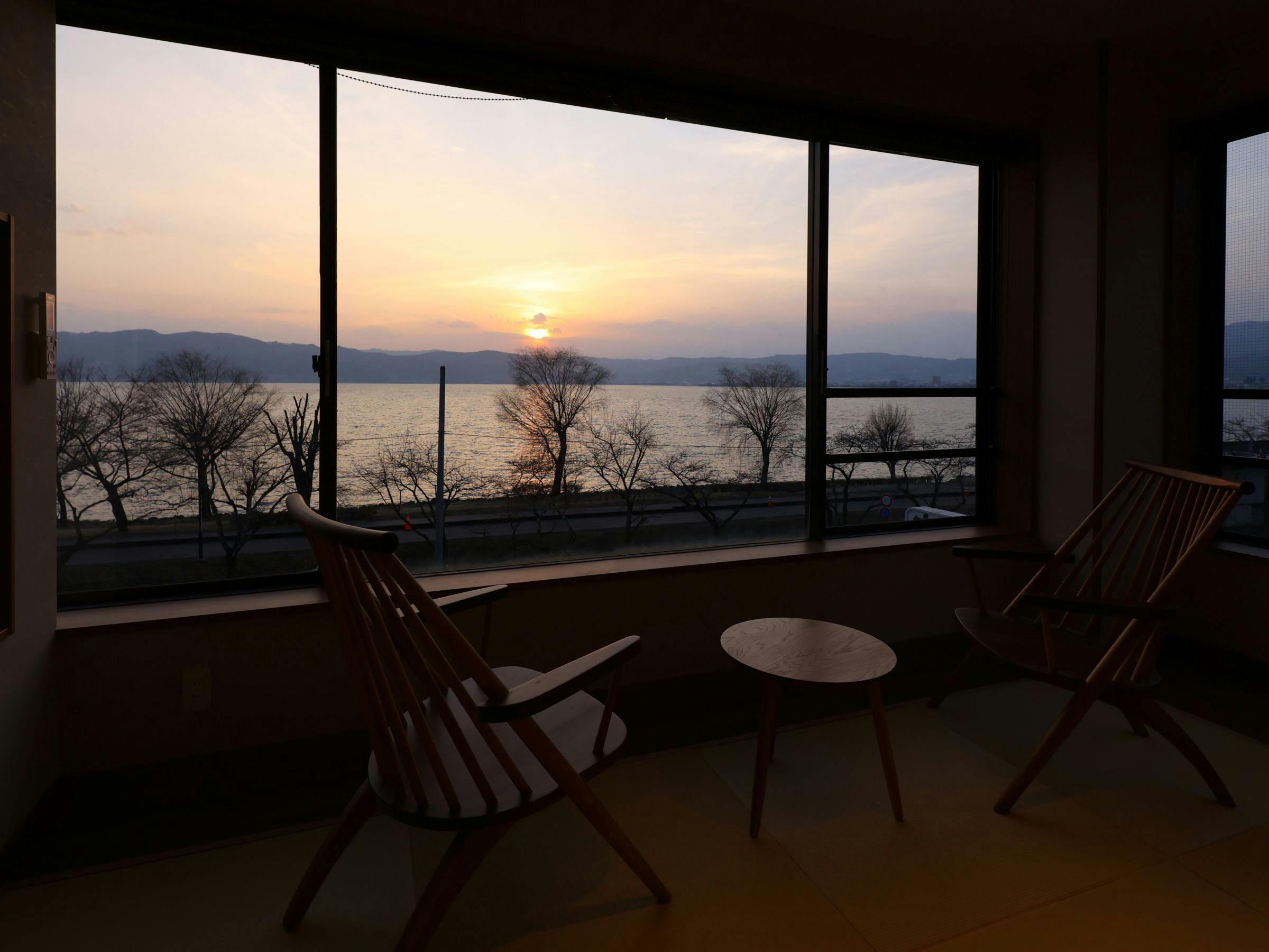 Suwakoen Inn by Lake Suwa