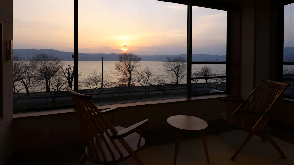 Suwakoen Inn by Lake Suwa