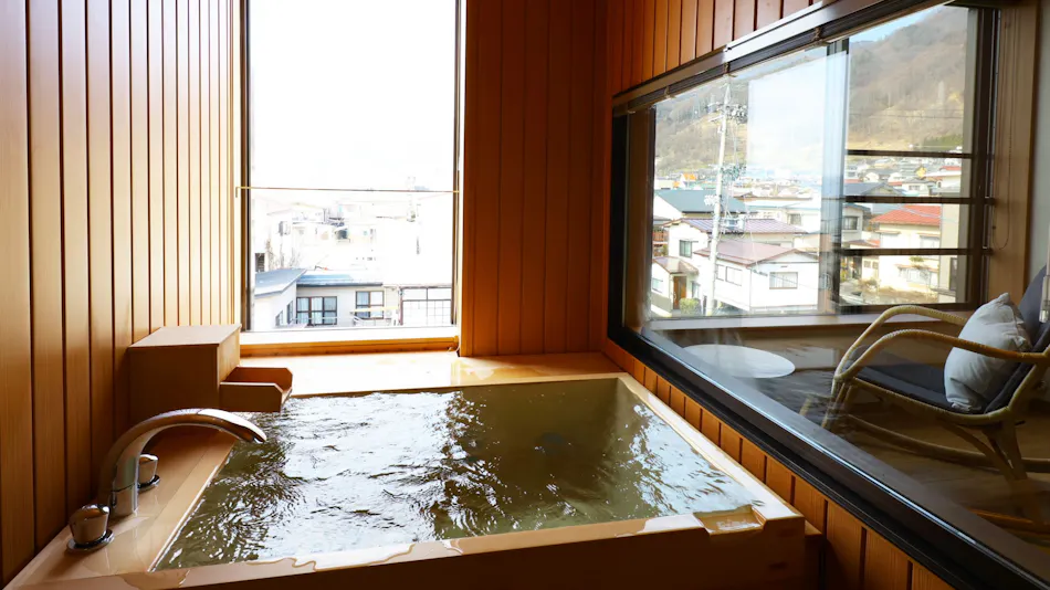 Suwakoen Inn by Lake Suwa