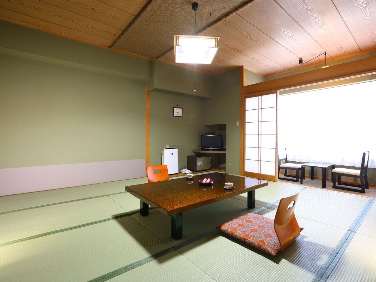 [Kamar bergaya Jepang sisi jalan]