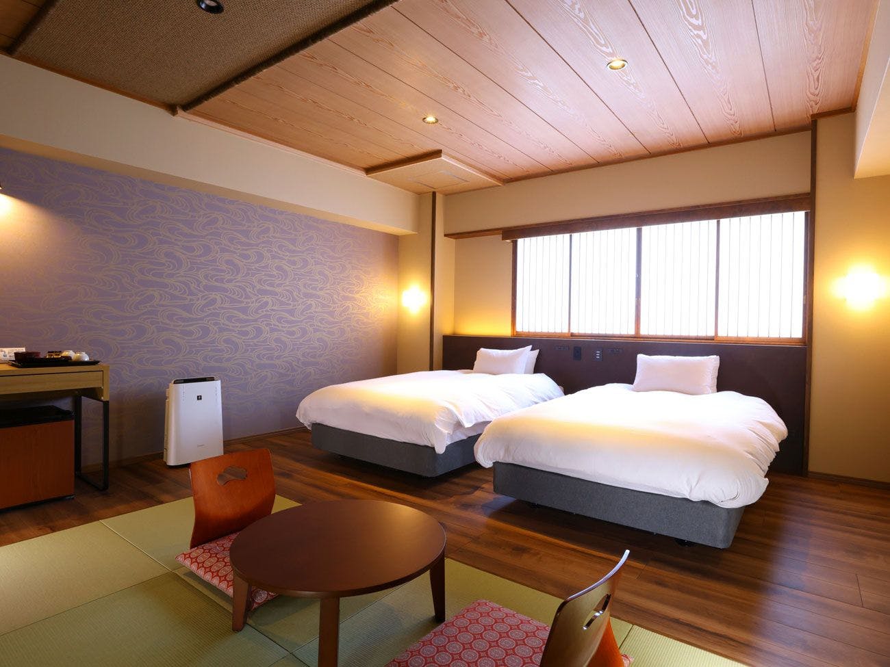 Suwakoen Inn by Lake Suwa