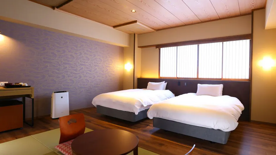 Suwakoen Inn by Lake Suwa