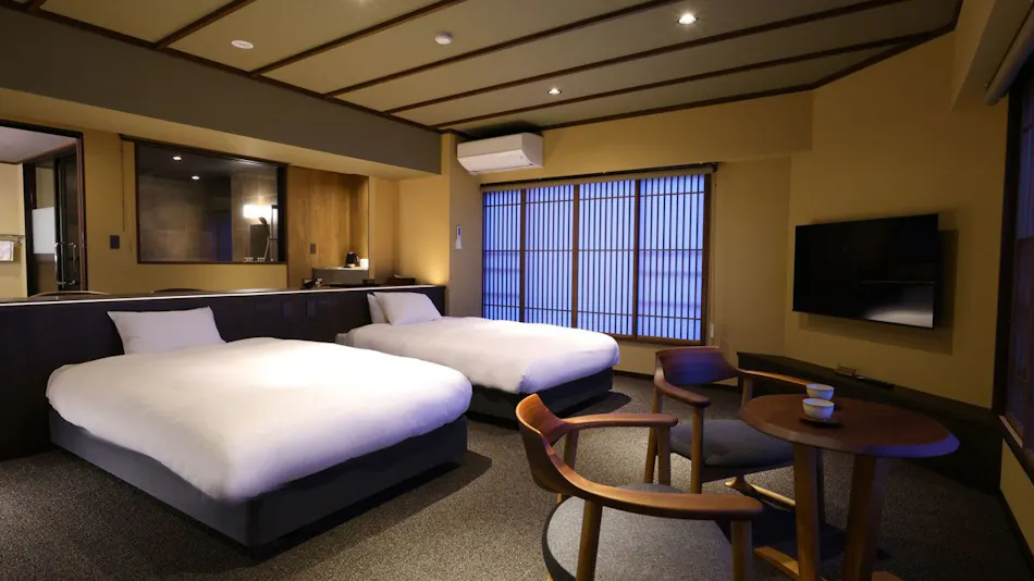 Suwakoen Inn by Lake Suwa