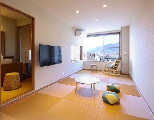 【温泉展望風呂付き客室■街側303】