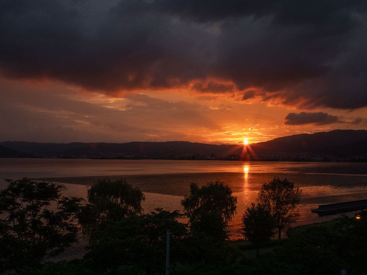 Suwakoen Inn by Lake Suwa