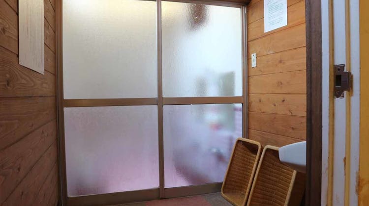 Mcrnhsrndiajnm Mcrnhsrndiajnm