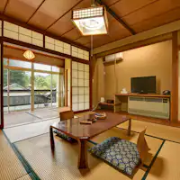 *ตัวอย่างห้องแบบญี่ปุ่นใหม่ / ห้องแบบญี่ปุ่นที่เงียบสงบด้านภูเขา