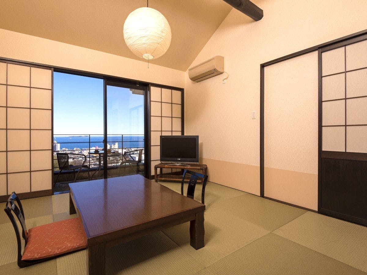 A Small Inn with Natural Hot Spring Flow: Ayu no Kaze