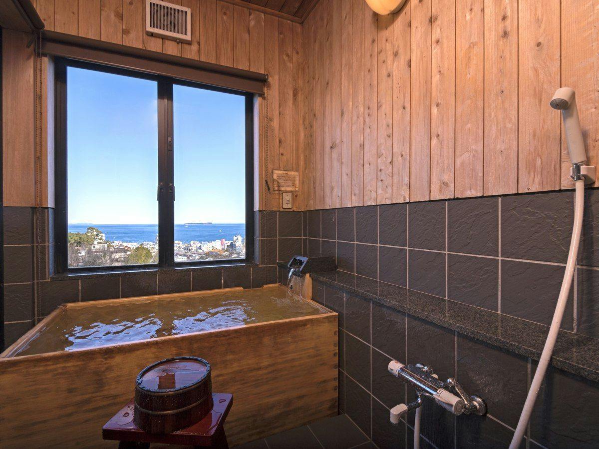 A Small Inn with Natural Hot Spring Flow: Ayu no Kaze