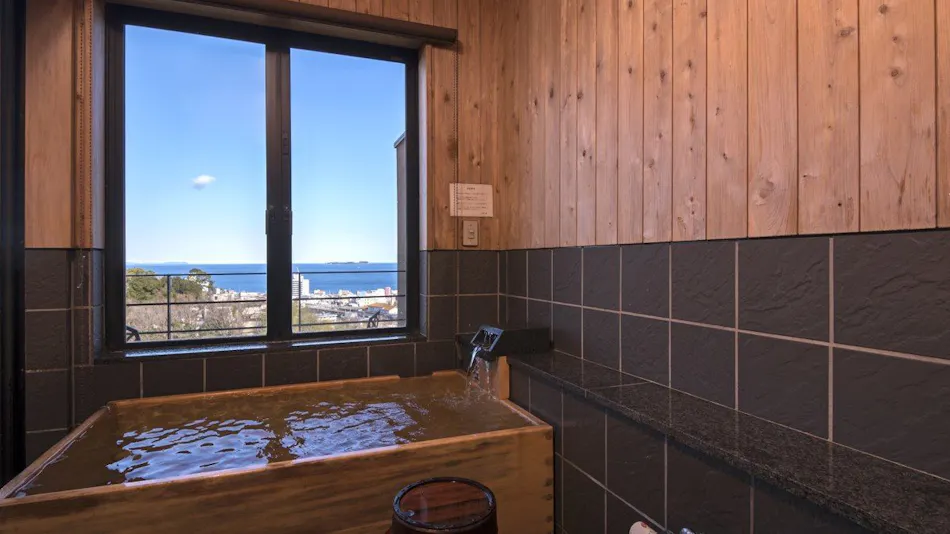 A Small Inn with Natural Hot Spring Flow: Ayu no Kaze