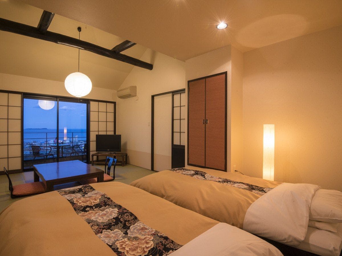 A Small Inn with Natural Hot Spring Flow: Ayu no Kaze