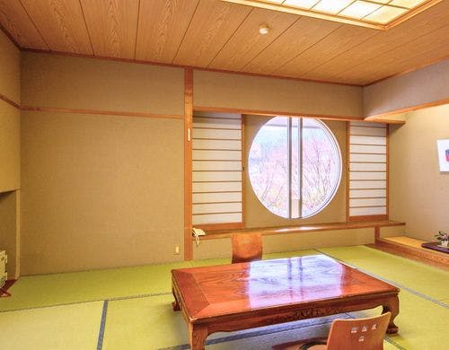 【展望風呂側〇山側和室】