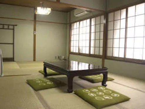 ห้องสไตล์ญี่ปุ่น 8-12 เสื่อทาทามิ