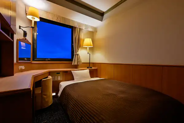 ห้องพักแบบประหยัดเตียงเดี่ยว: ความกว้างเตียง 130 ซม.