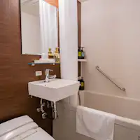 ตัวอย่างห้องน้ำแบบกว้าง