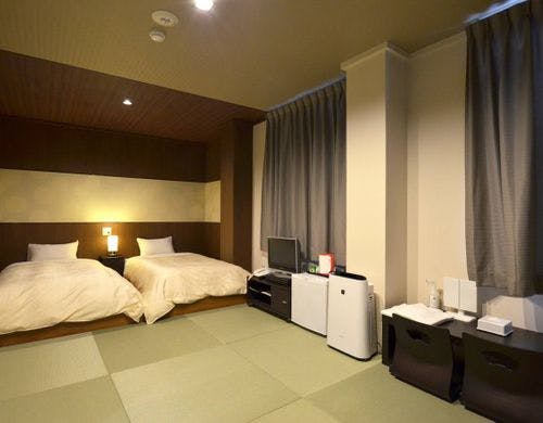 和モダンルーム浴室