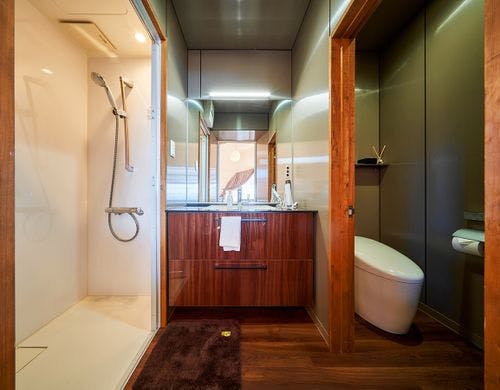 【OCEAN SUITE DOME】シャワー・トイレ