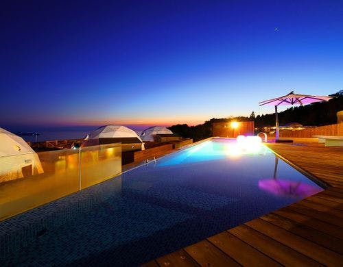 【インフィニティプール】