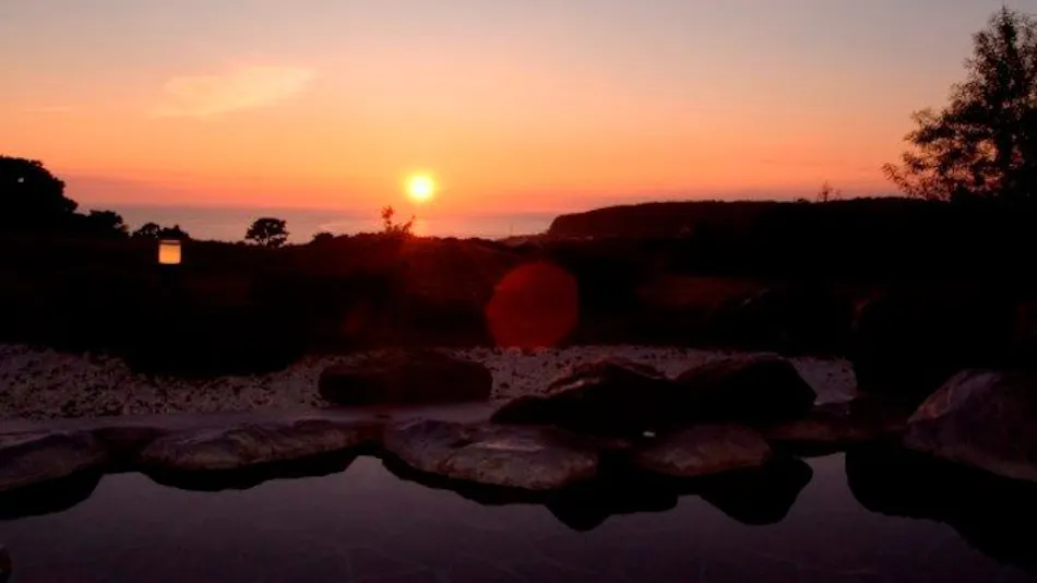 Sunset and Music Enjoyment Scenic Resort, Niikappu Onsen Hotel Hills