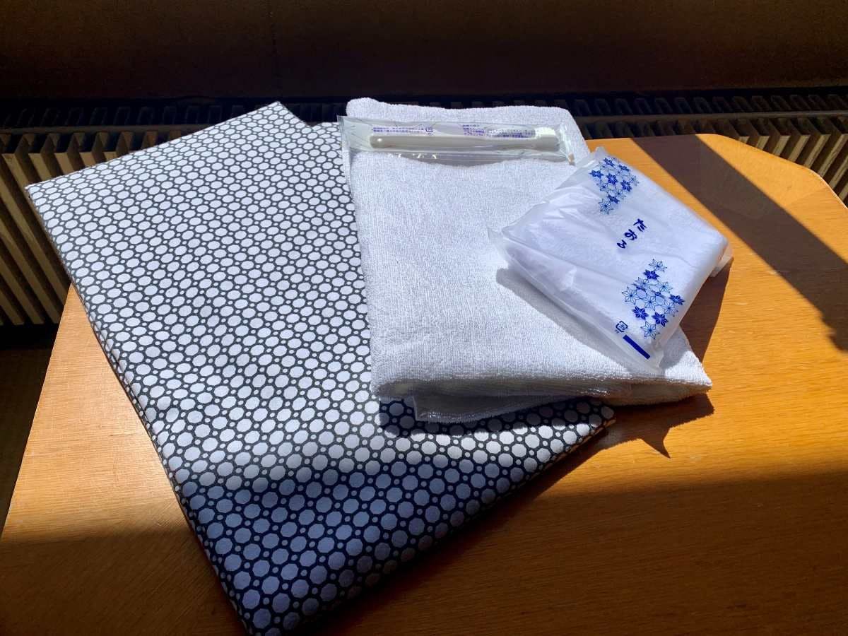 *การเช่าและขายสิ่งอำนวยความสะดวก