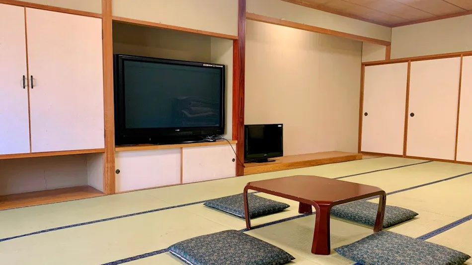 Shirakabako Lakeside Hotel Yamako-kaku