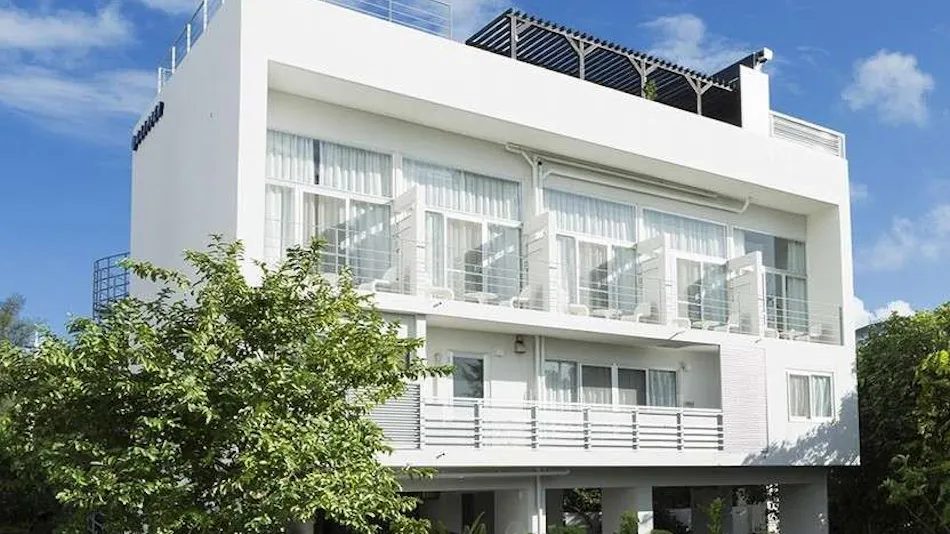 Wires Hotel Onna Clipper Okinawa Base