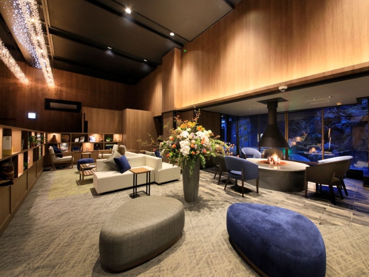 【เลานจ์】สร้างเวลาสำหรับผู้ใหญ่