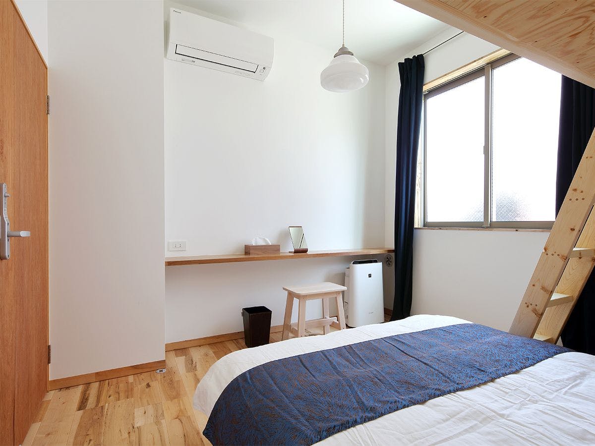 ห้องเตียงคู่พร้อมชั้นลอย