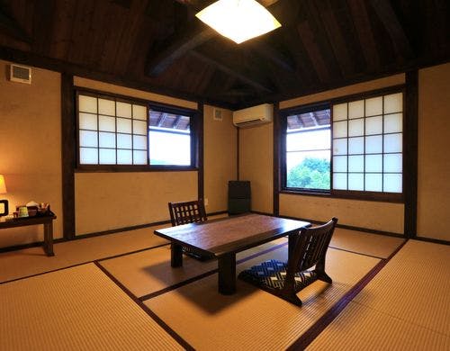 【白虎の間-和室8畳】