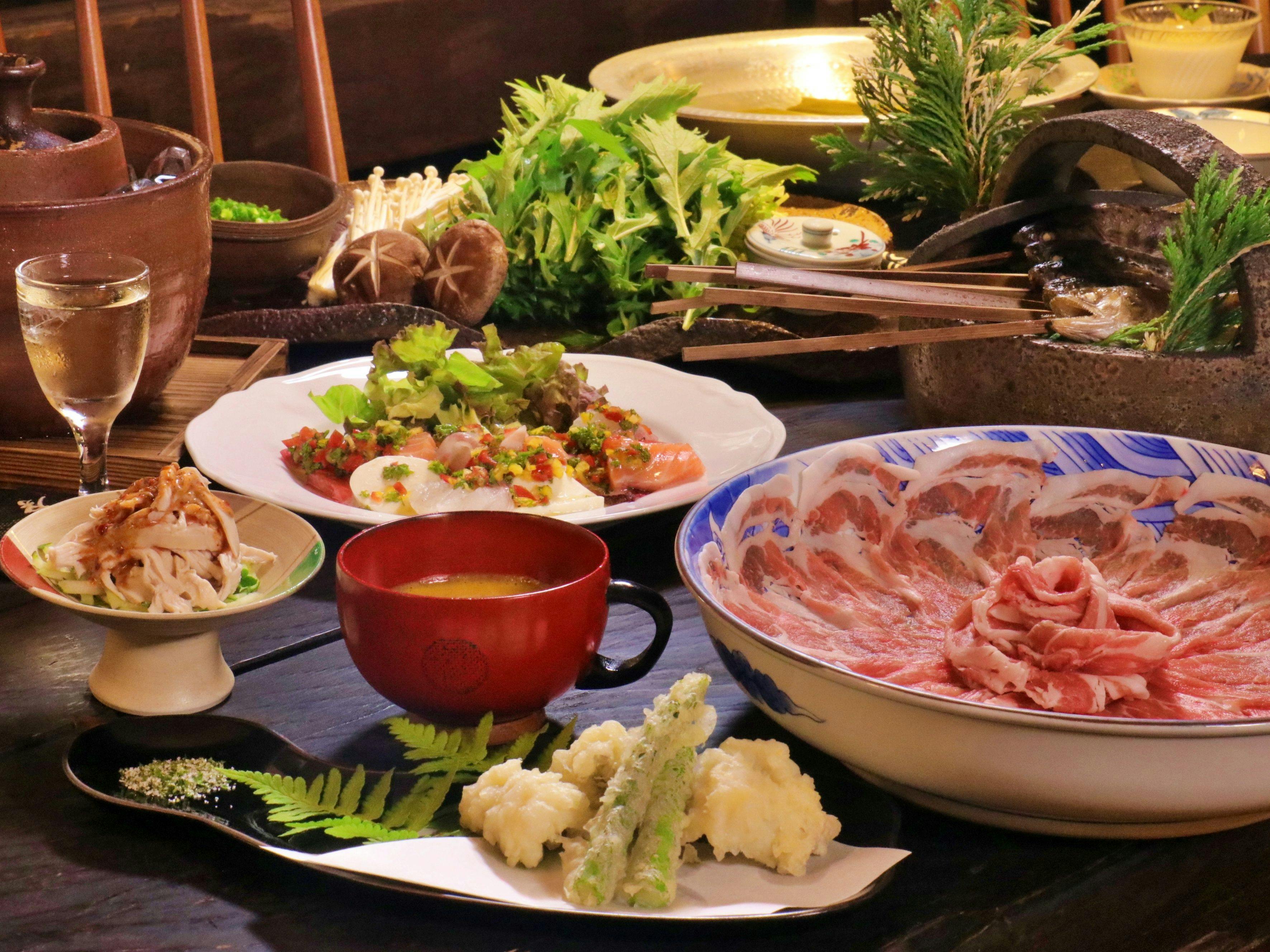 【Contoh Makan Malam】Paket Shabu-shabu Babi Hitam Tsuyama