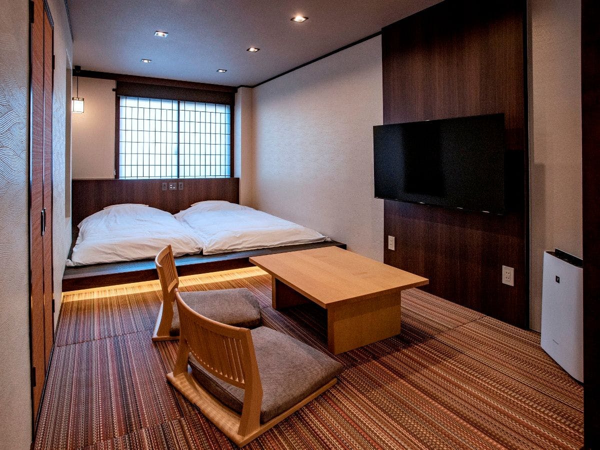 街側設計師和室8疊範例。