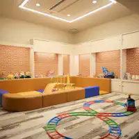 พื้นที่สำหรับเด็กข้างเคาน์เตอร์ชั้น 1