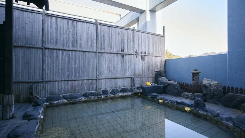 Hotel Akitaya: Panoramic Onsen Overlooking the Sunset and Mutsu Bay