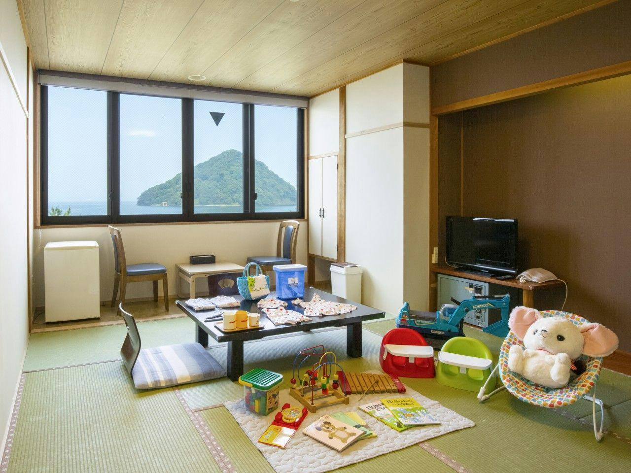 Hotel Akitaya: Panoramic Onsen Overlooking the Sunset and Mutsu Bay