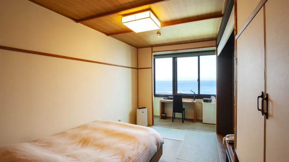 Hotel Akitaya: Panoramic Onsen Overlooking the Sunset and Mutsu Bay