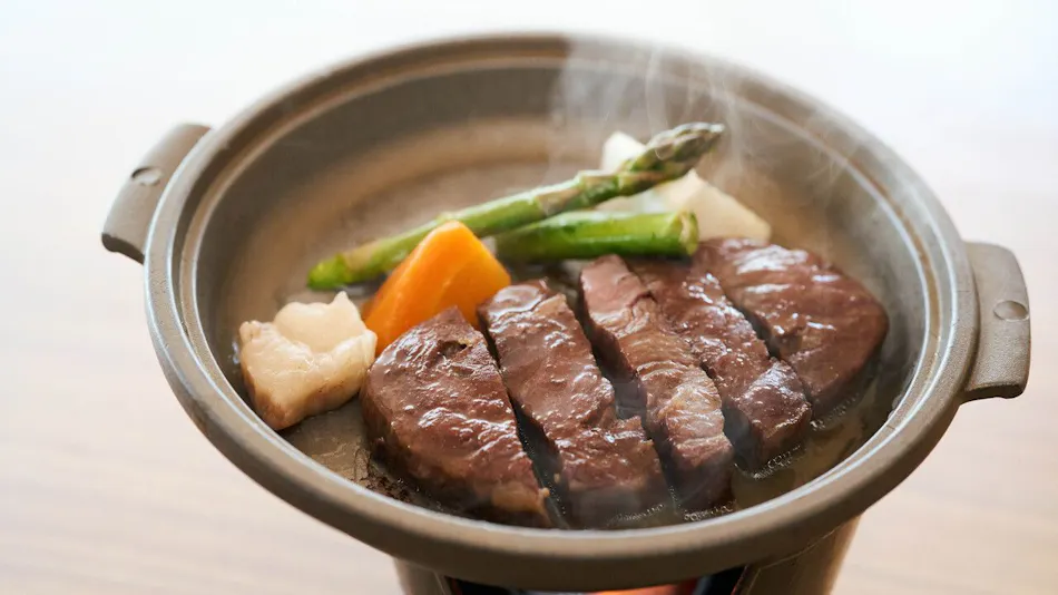 Hotel Akitaya: Panoramic Onsen Overlooking the Sunset and Mutsu Bay
