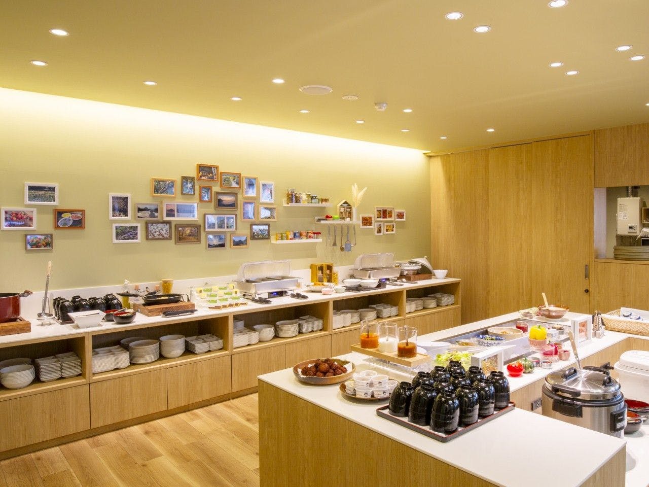 Hotel Akitaya: Panoramic Onsen Overlooking the Sunset and Mutsu Bay