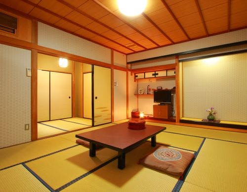 和室10畳+前室3畳