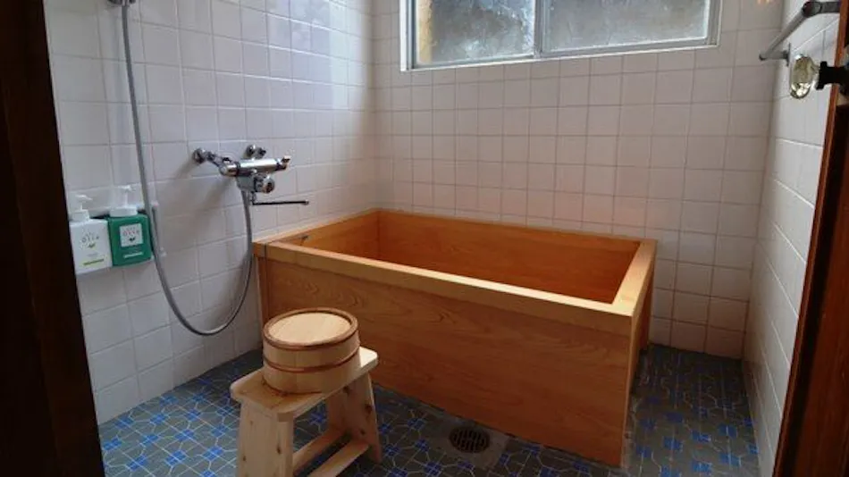 Registered Tangible Cultural Property Shunyo-so Guest House <Awaji Island>