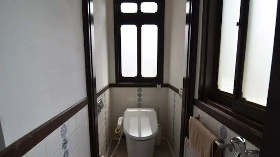 Registered Tangible Cultural Property Shunyo-so Guest House <Awaji Island>