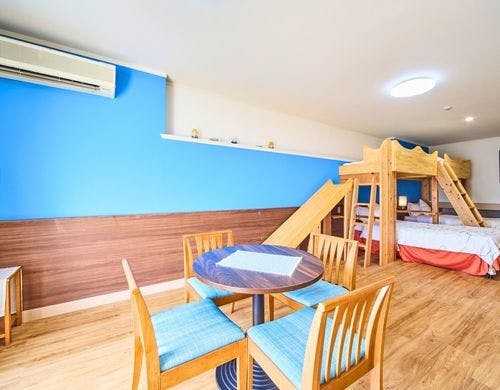 滑り台付きファミリールーム