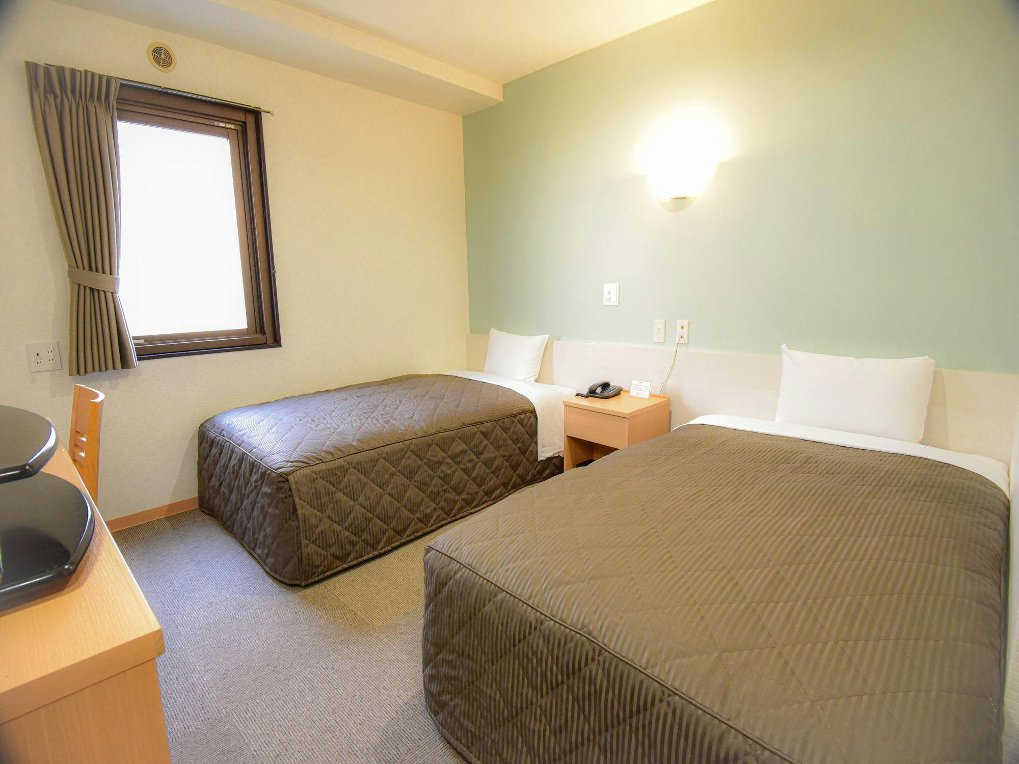 ห้องเตียงคู่/ปลอดบุหรี่