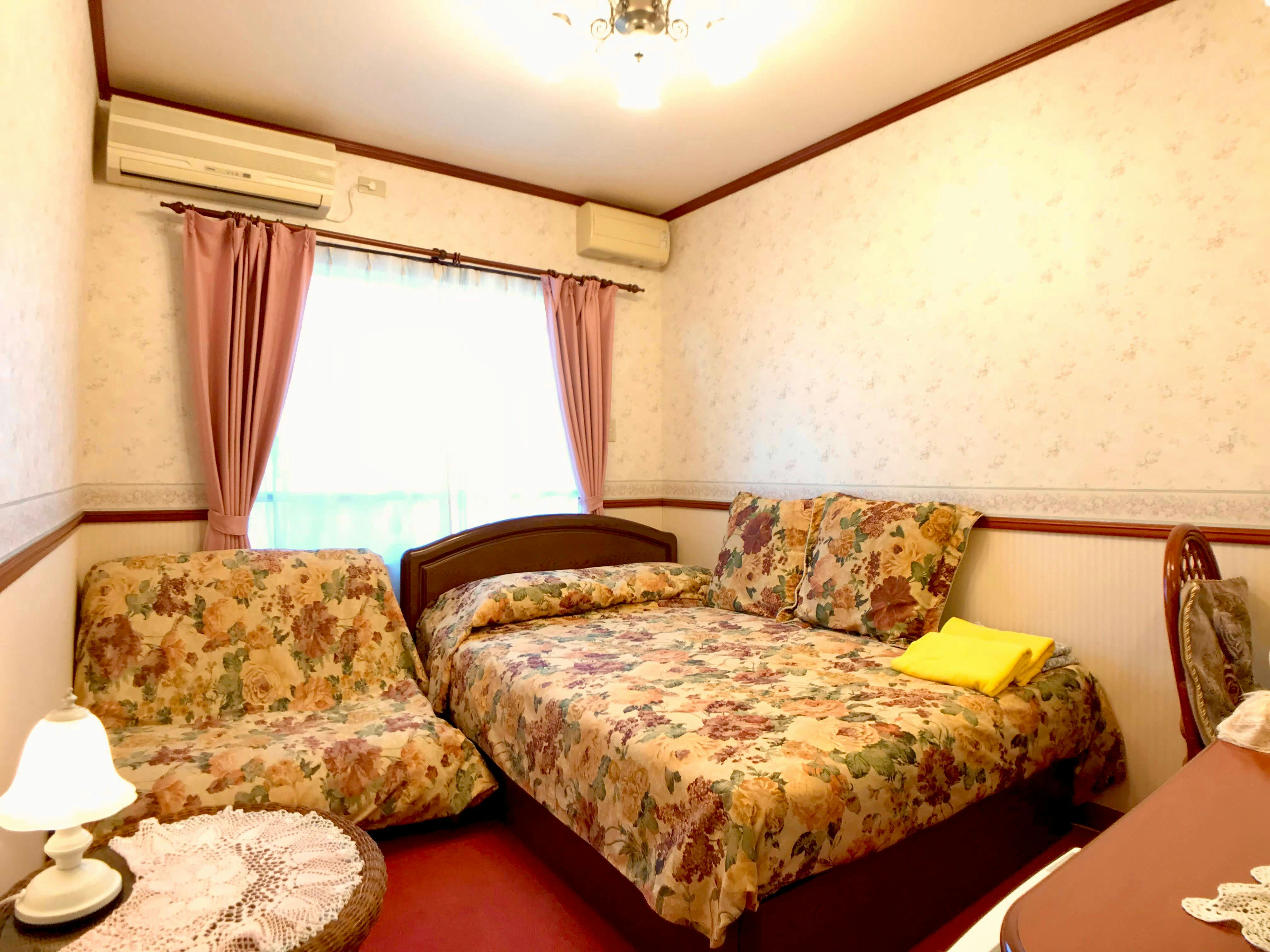 【ห้ามสูบบุหรี่】ห้องเตียงคู่ (พร้อมห้องน้ำและห้องสุขา) - ตัวอย่าง