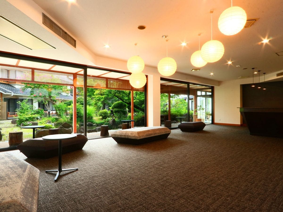 เลานจ์ได้รับการปรับปรุงใหม่ในปี 2022