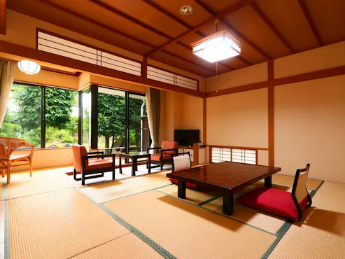 ห้องพิเศษพร้อมอ่างอาบน้ำกลางแจ้งเซรามิกชิงารากิ