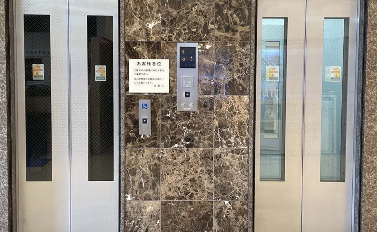 エレベーター