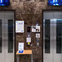 エレベーター2基